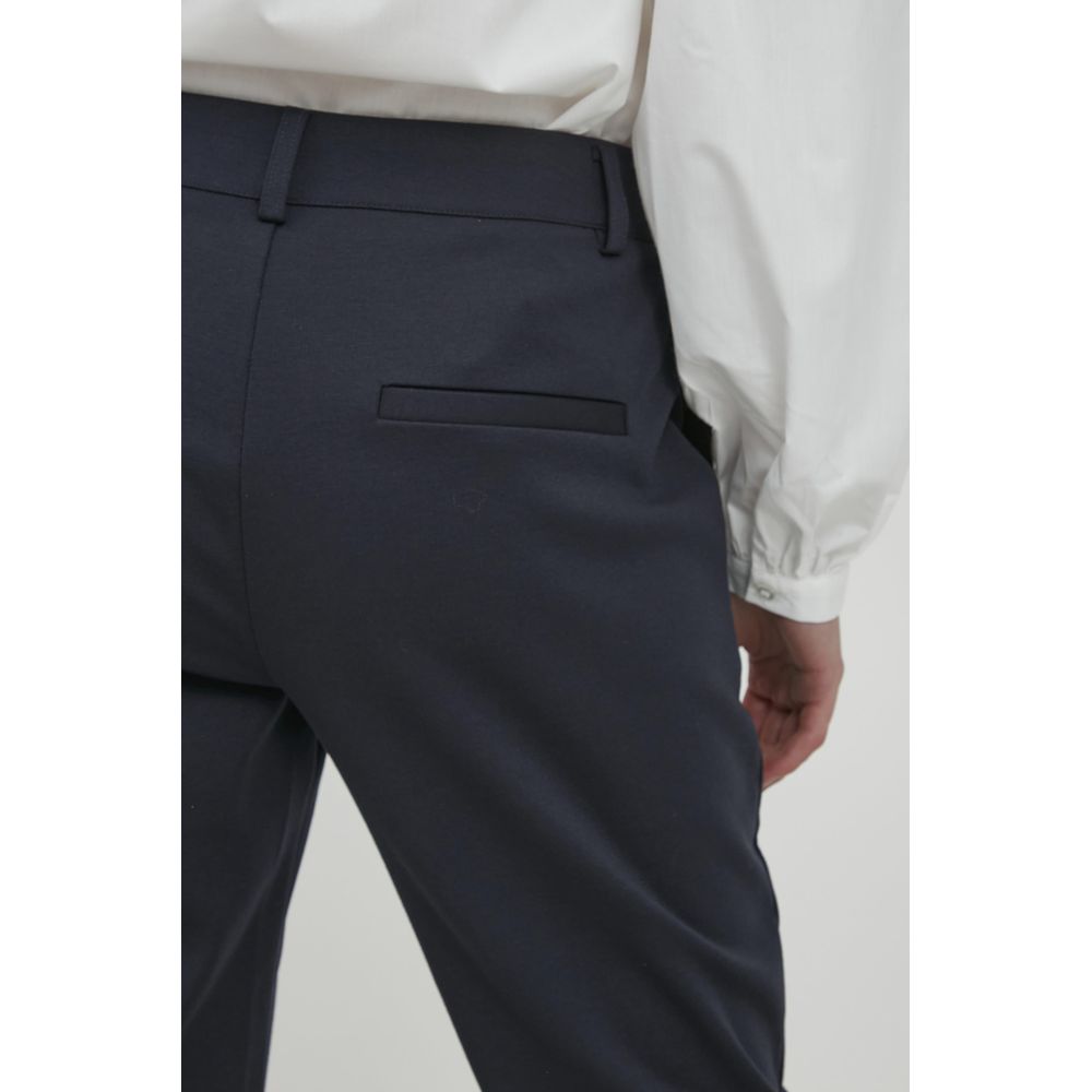 Blaue Hose aus recyceltem Polyester