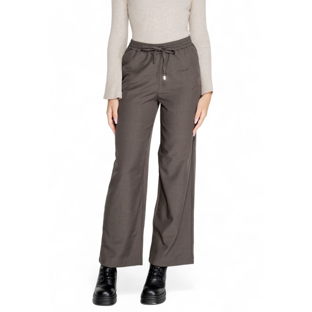 Graue Polyesterhose