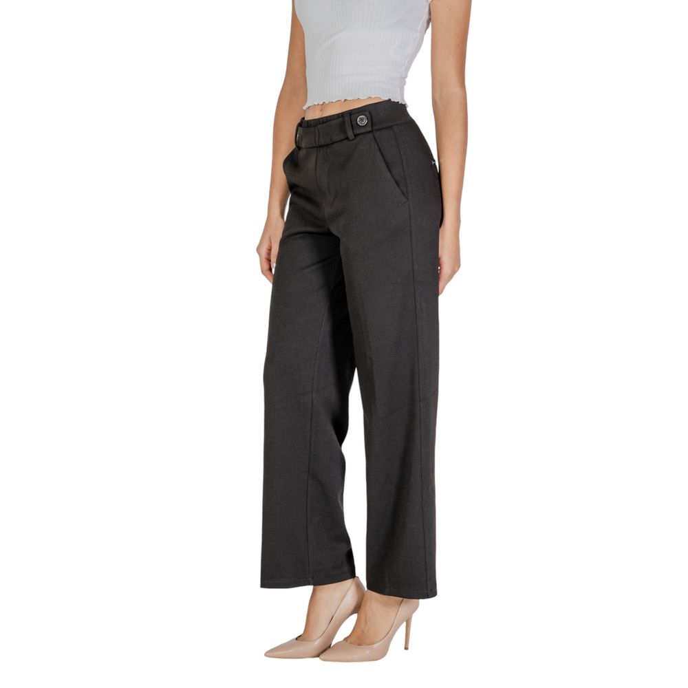 Schwarze Polyesterhose