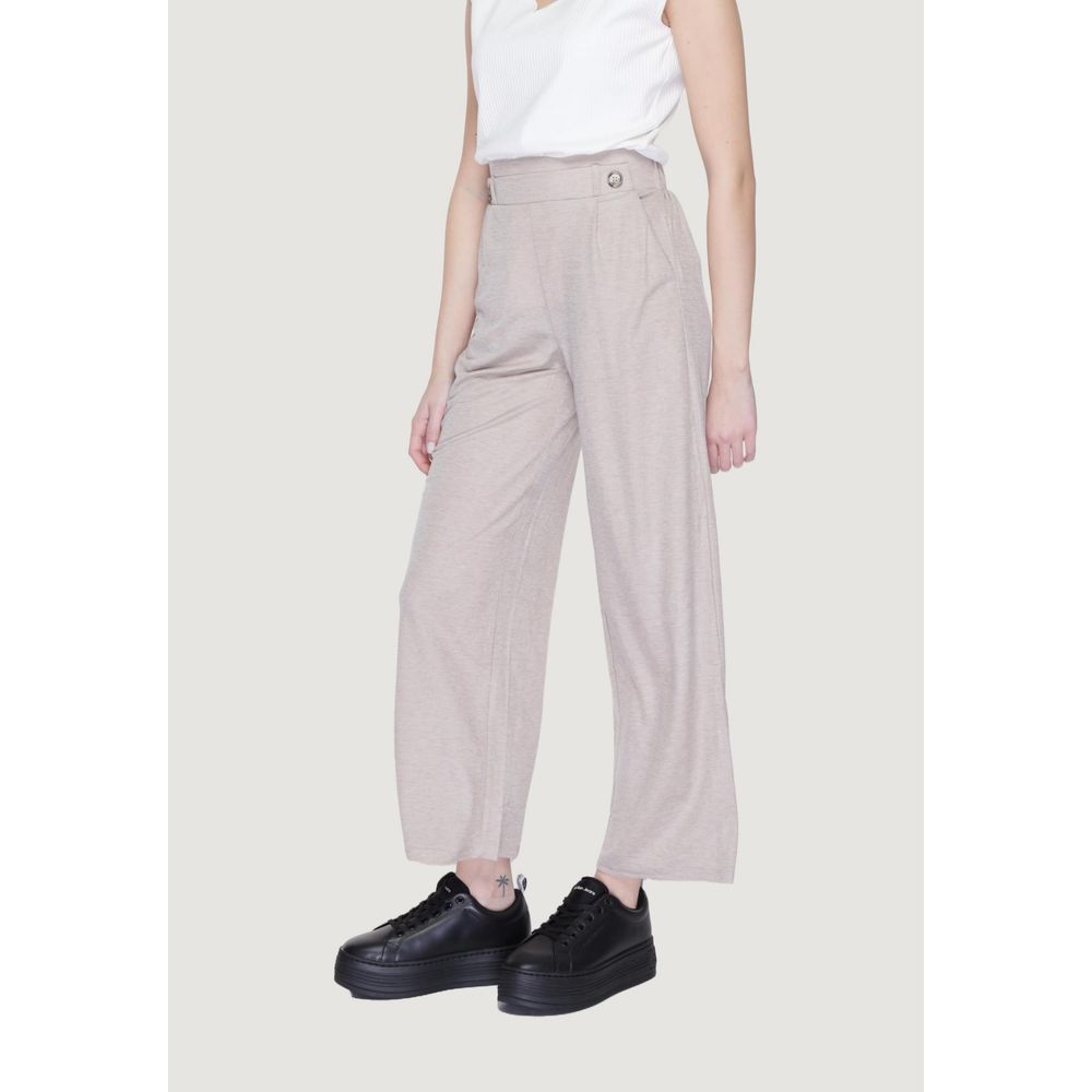 Graue Viskosehose