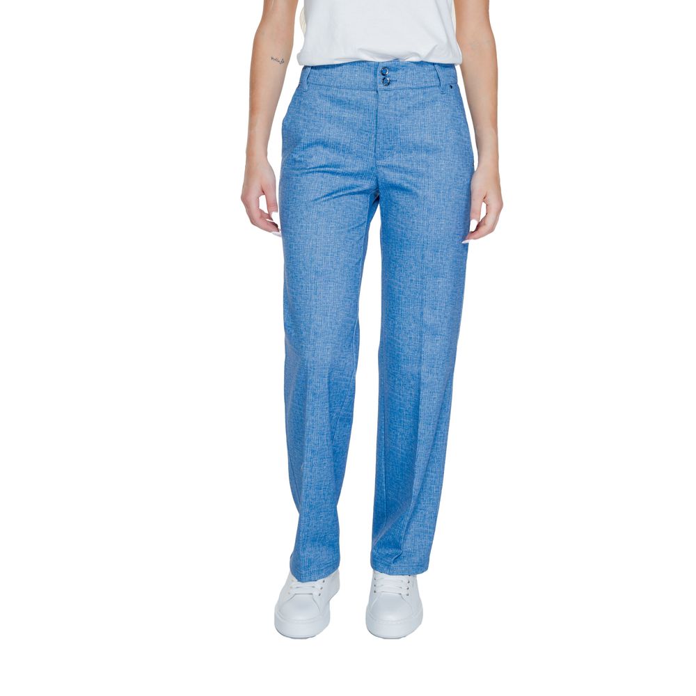Blaue Polyesterhose