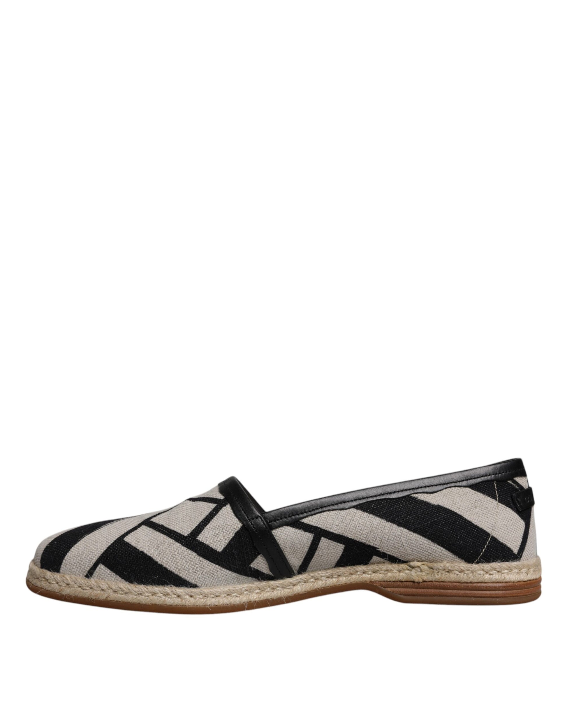 Espadrille-Schuhe mit schwarzen und weißen Streifen