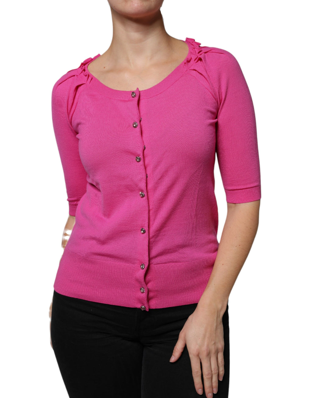 Rosa Woll-Cardigan mit Knopfleiste