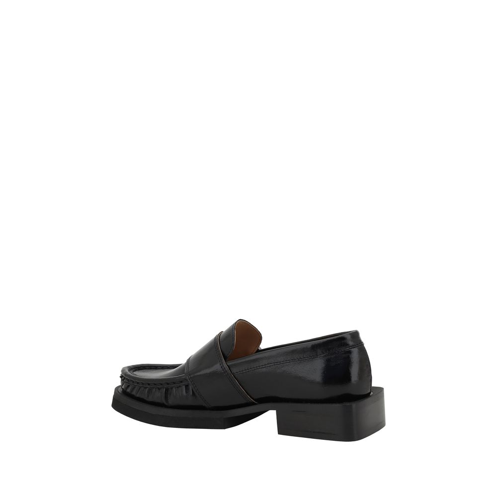 Feminine Loafer mit Schnalle
