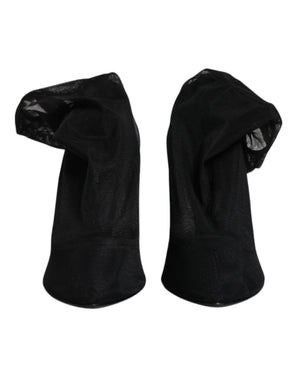 Schwarze Stiefel aus Seidennetz im Sockenstil