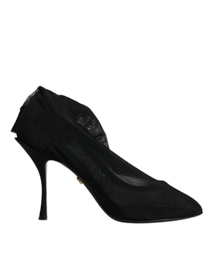 Schwarze Stiefel aus Seidennetz im Sockenstil