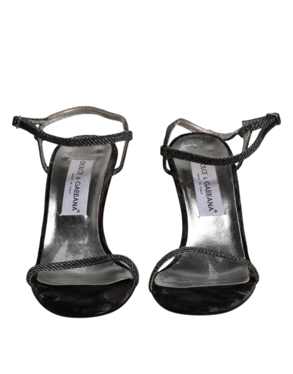 Schwarze High Heels mit Knöchelriemen