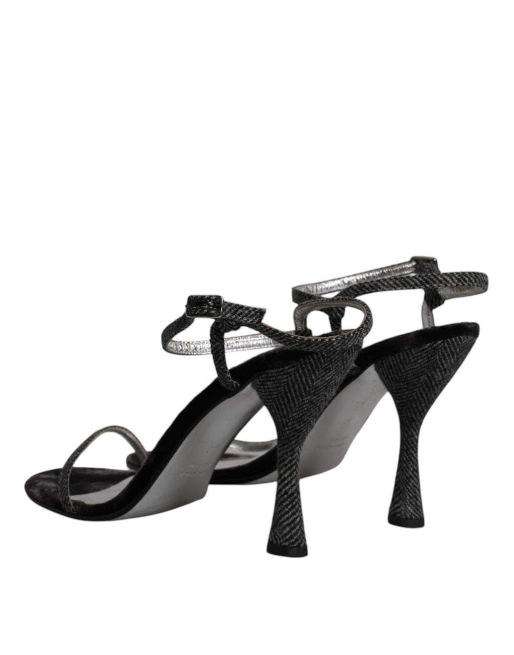 Schwarze High Heels mit Knöchelriemen