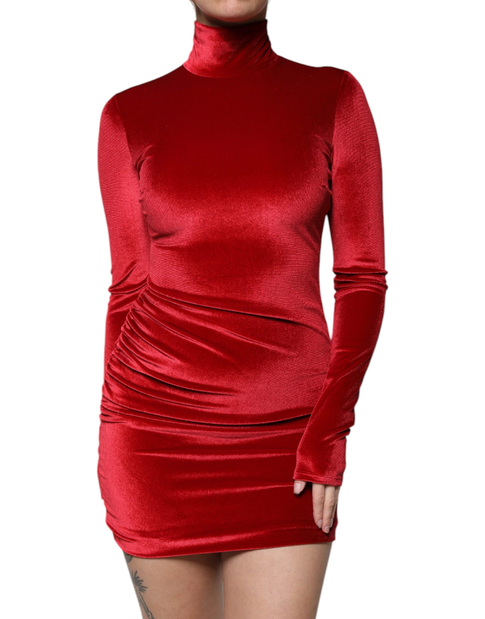 Rotes, langärmliges, figurbetontes Minikleid aus Samt