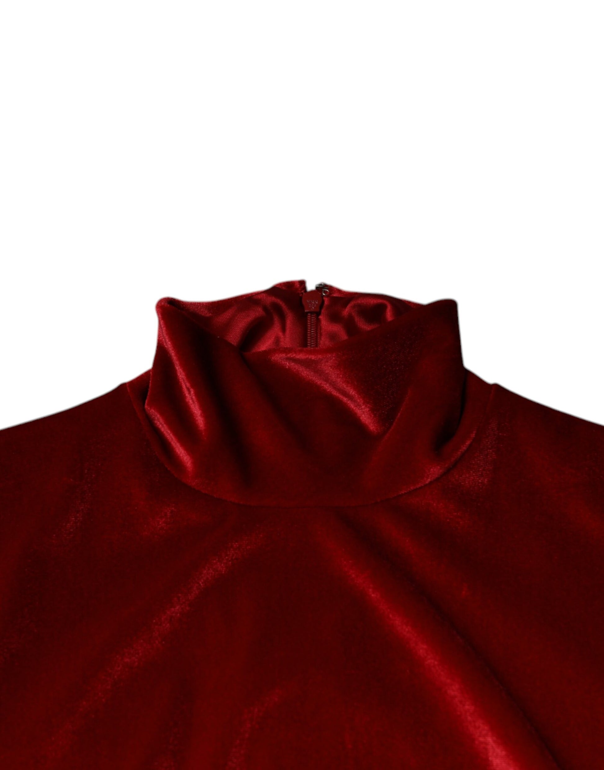 Rotes, langärmliges, figurbetontes Minikleid aus Samt
