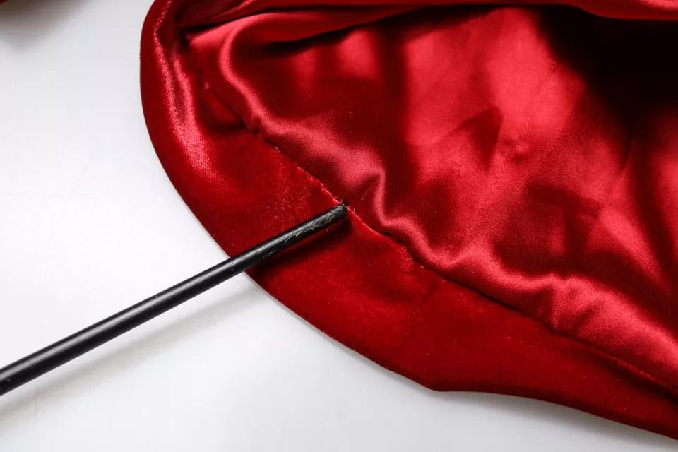 Rotes, langärmliges, figurbetontes Minikleid aus Samt