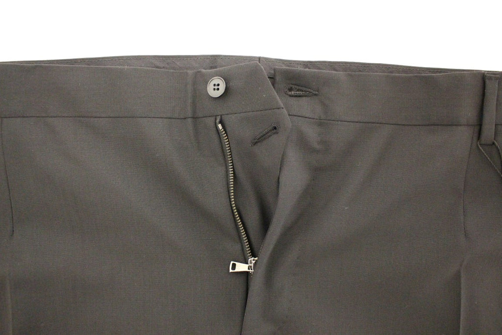 Schwarze Bundfaltenhose aus Wollstretch