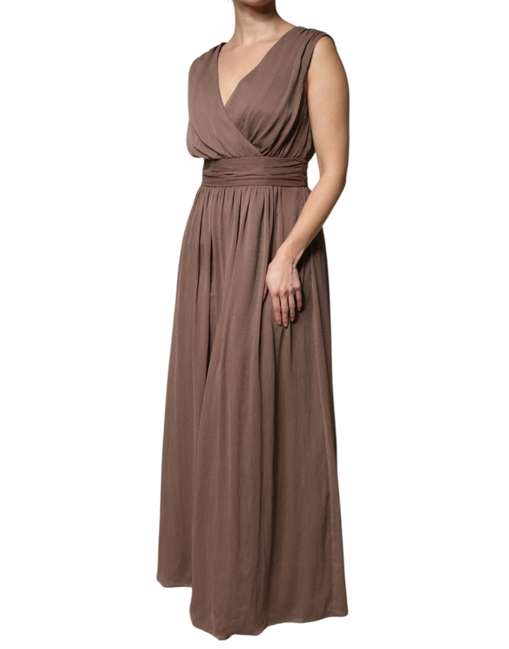 Braunes ärmelloses Maxikleid in A-Linie mit tiefem V-Ausschnitt