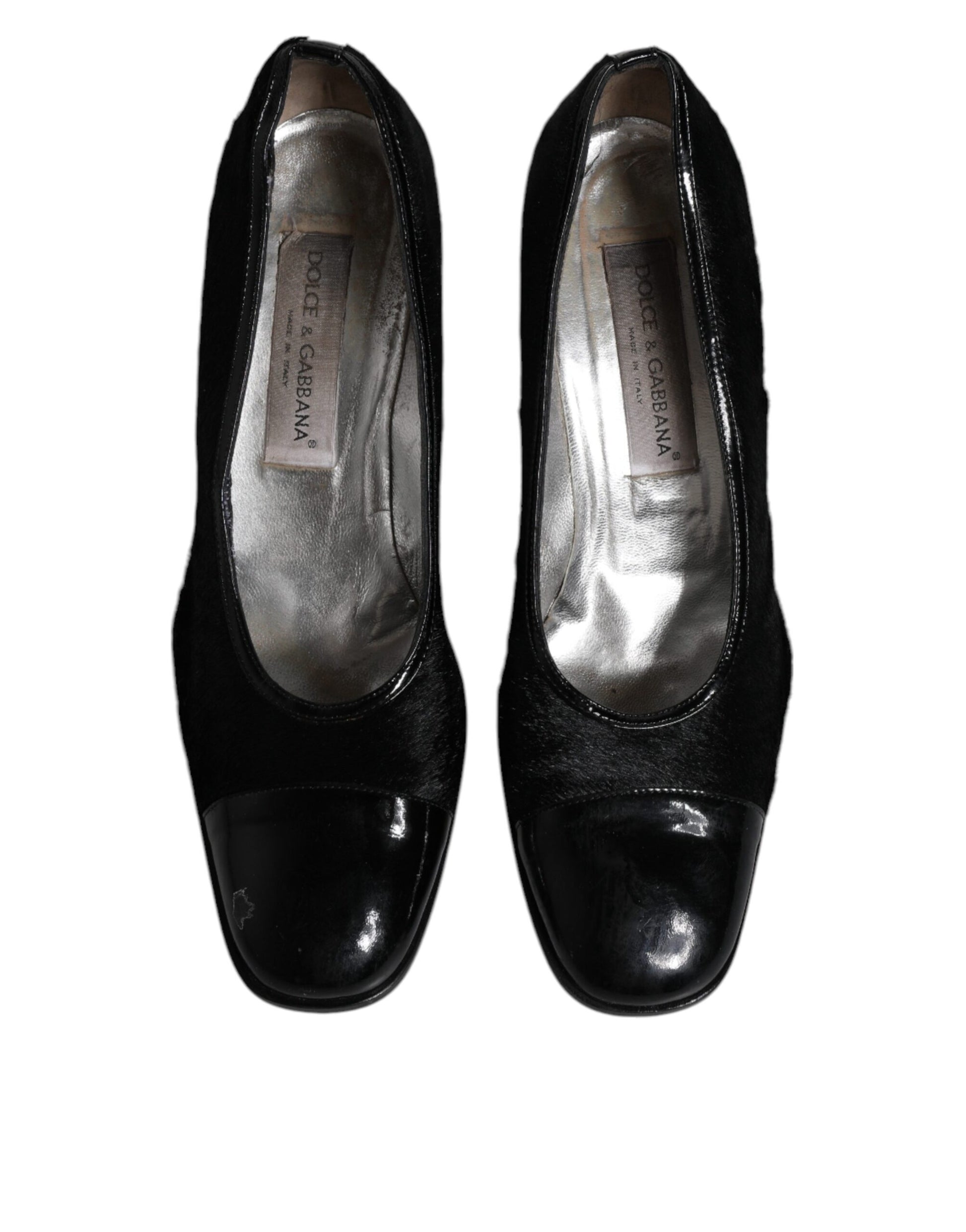 Schwarze Pumps aus Leder mit Blockabsatz