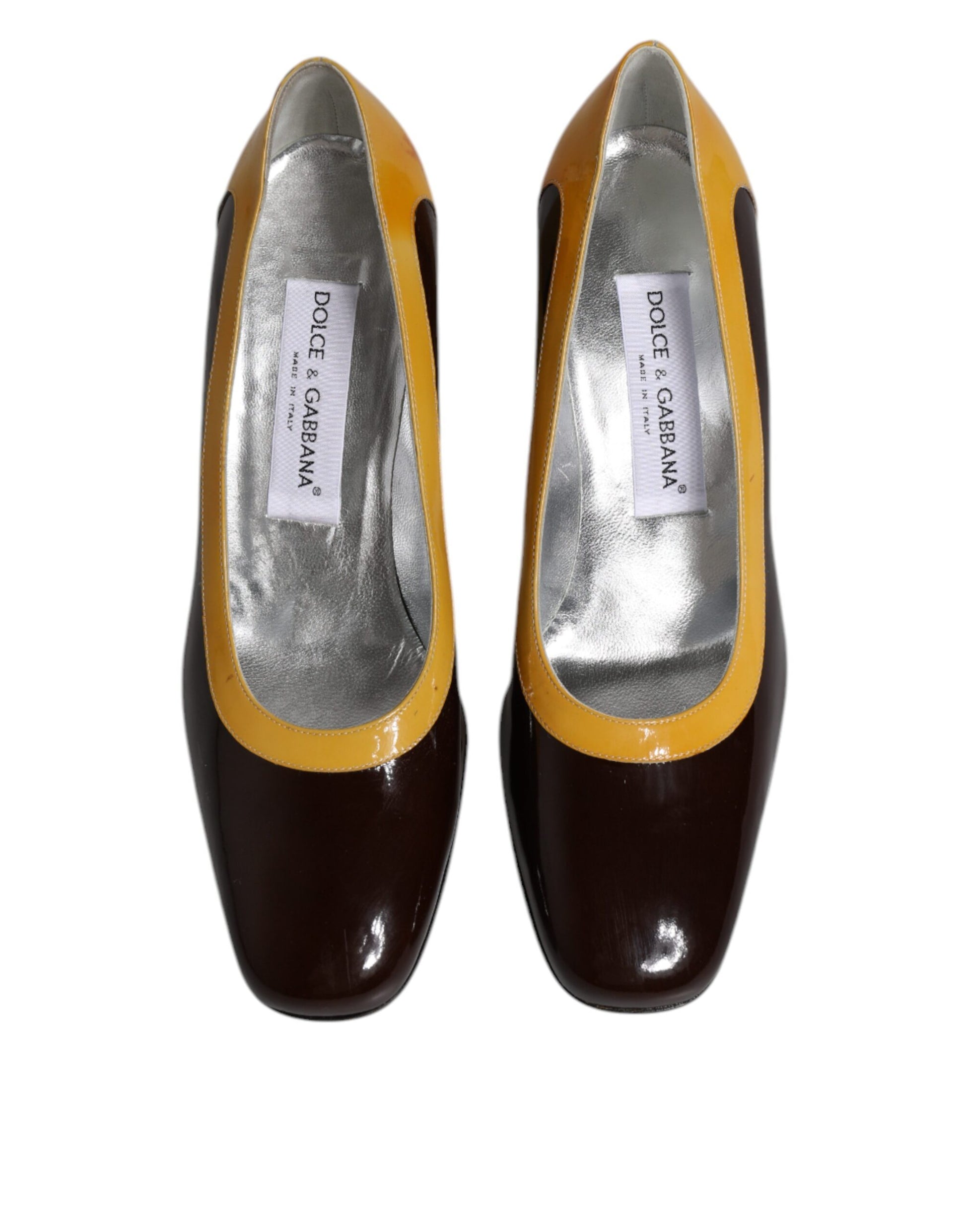 Gelbbraune Pumps aus Leder mit Blockabsatz