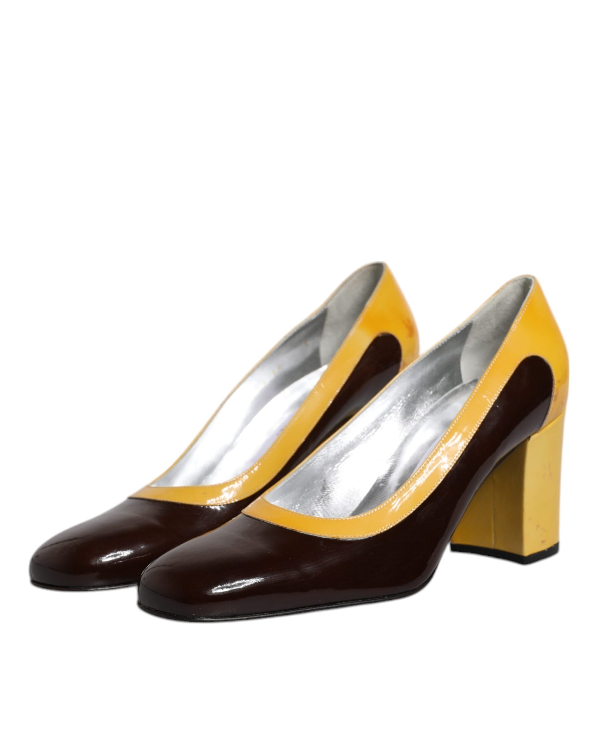 Gelbbraune Pumps aus Leder mit Blockabsatz