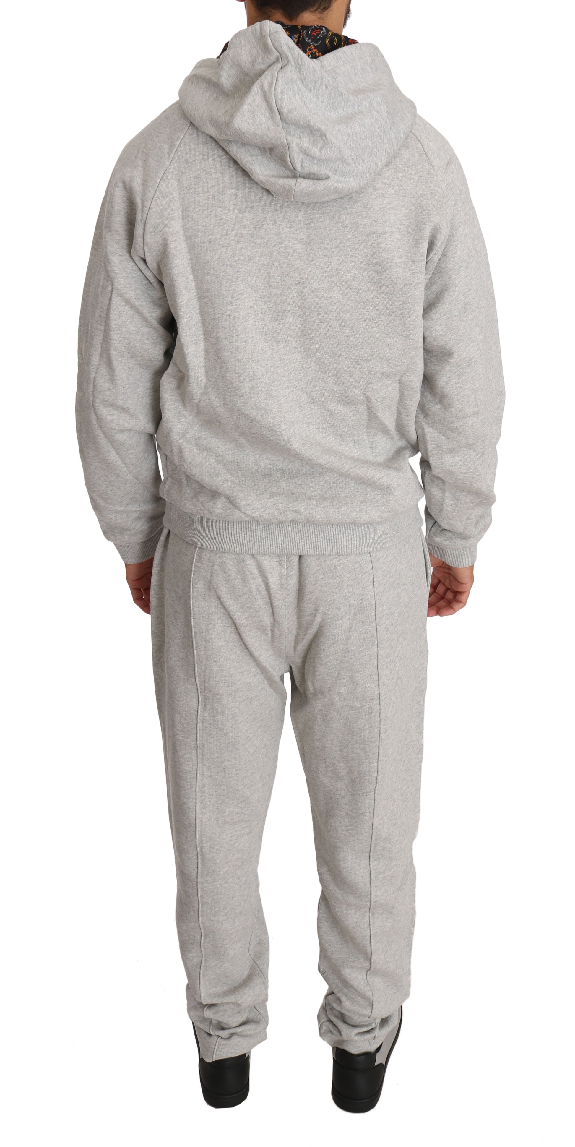 Grauer Trainingsanzug aus Baumwollpullover und -hose