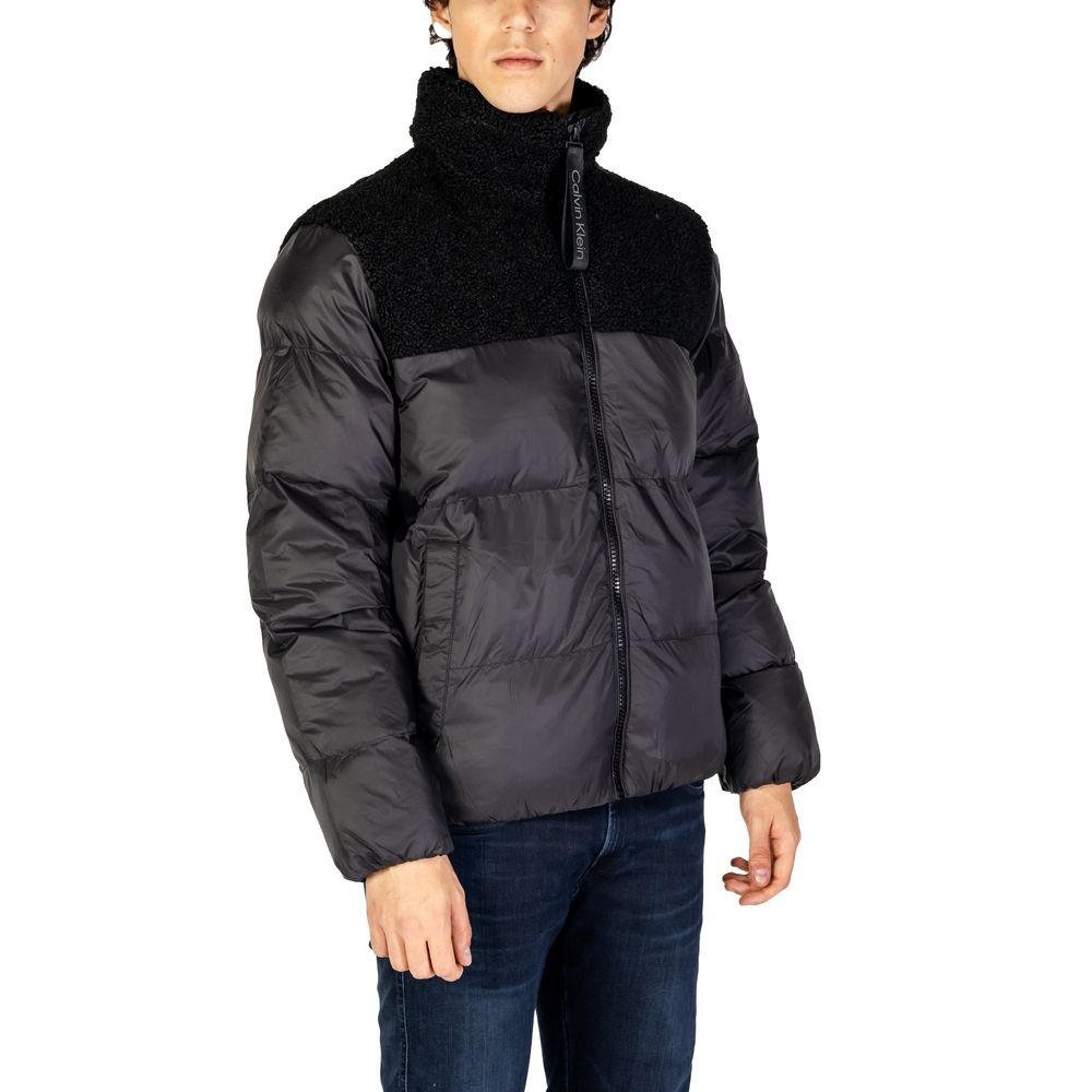 Schwarze Jacken und Mäntel aus recyceltem Polyester