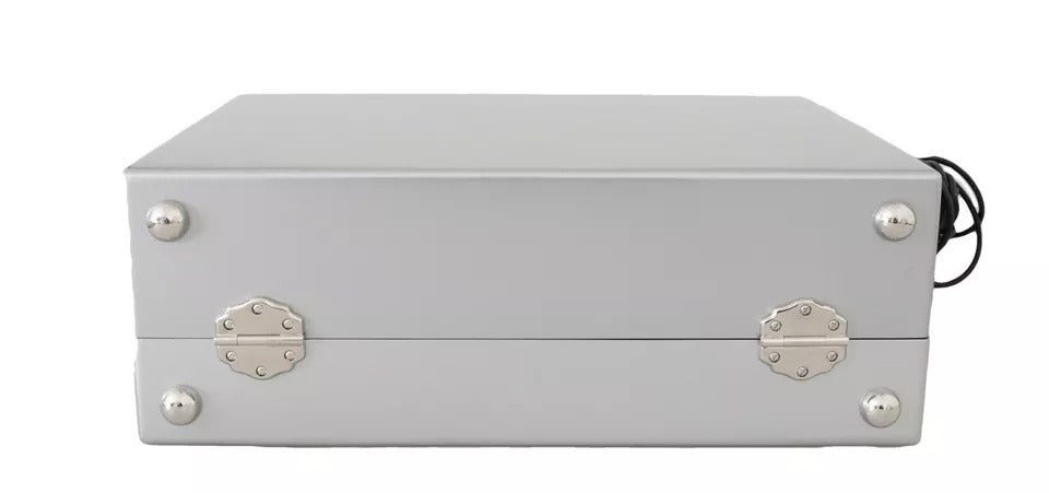 Silberne Retro-Radio-Boombox, limitierte Auflage, handgefertigte Holztasche