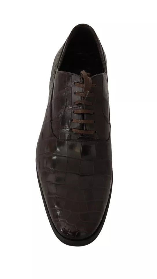 Braune, gemusterte Lederschuhe für formelle Anlässe