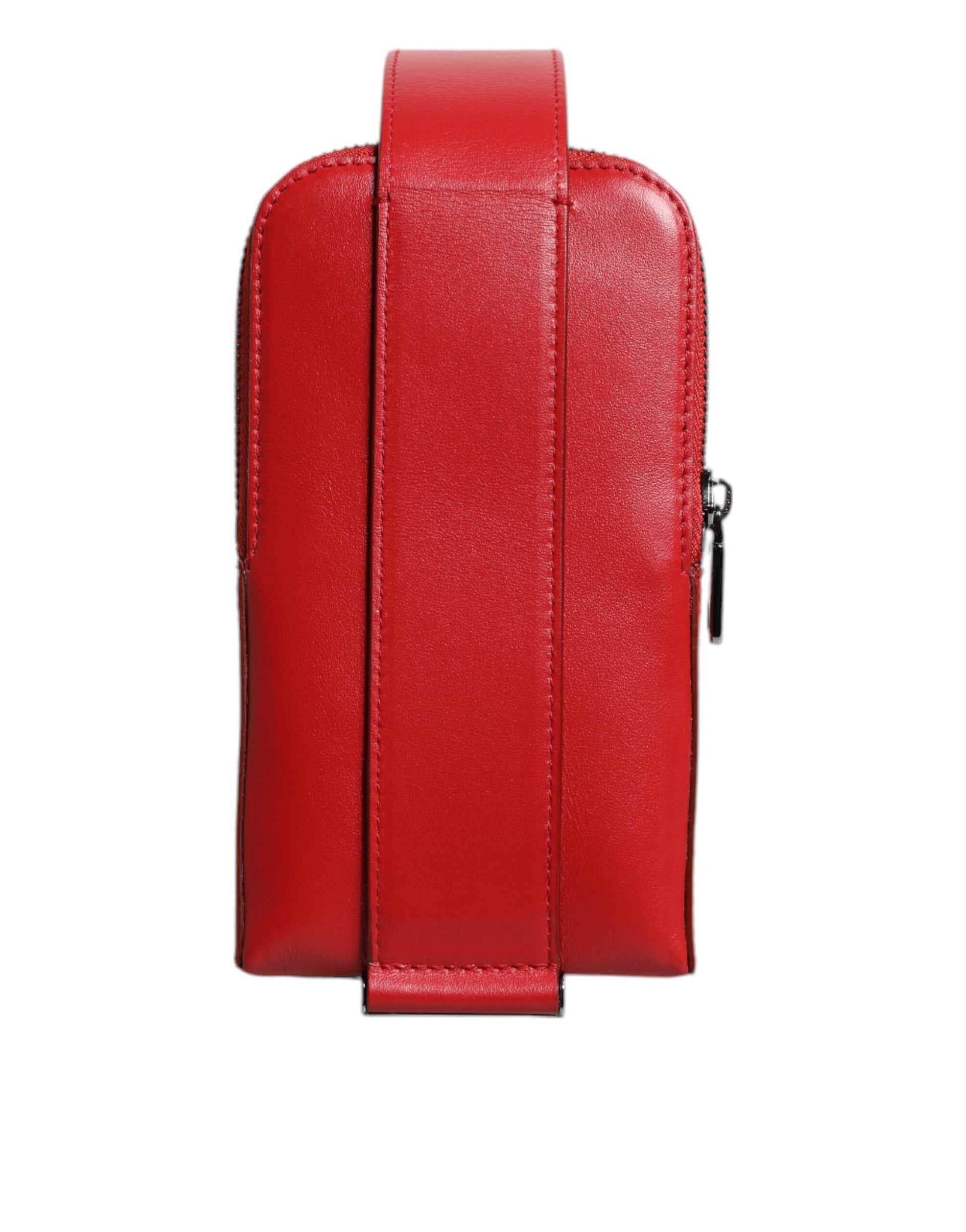 Rotes Kartenetui aus Leder mit Logo und Rundum-Reißverschluss, breites Riemen