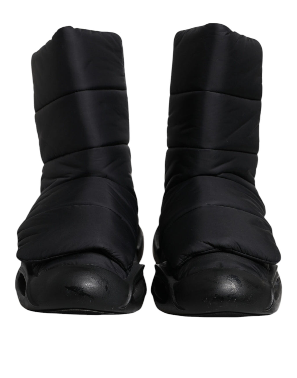 Schwarze Slip-On-Sneakers mit Wellensteppung