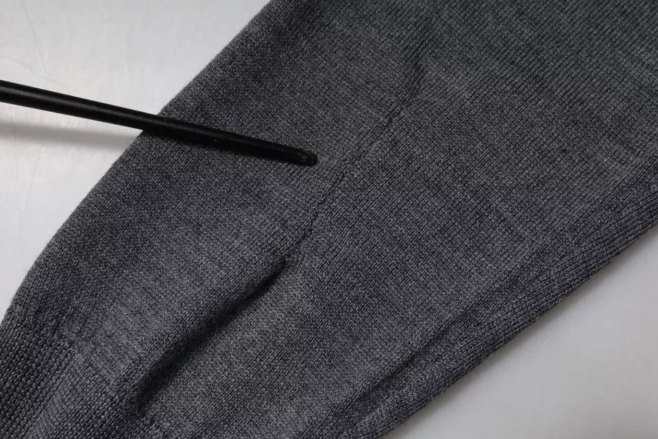 Grauer Rollkragenpullover aus Wolle mit Logo