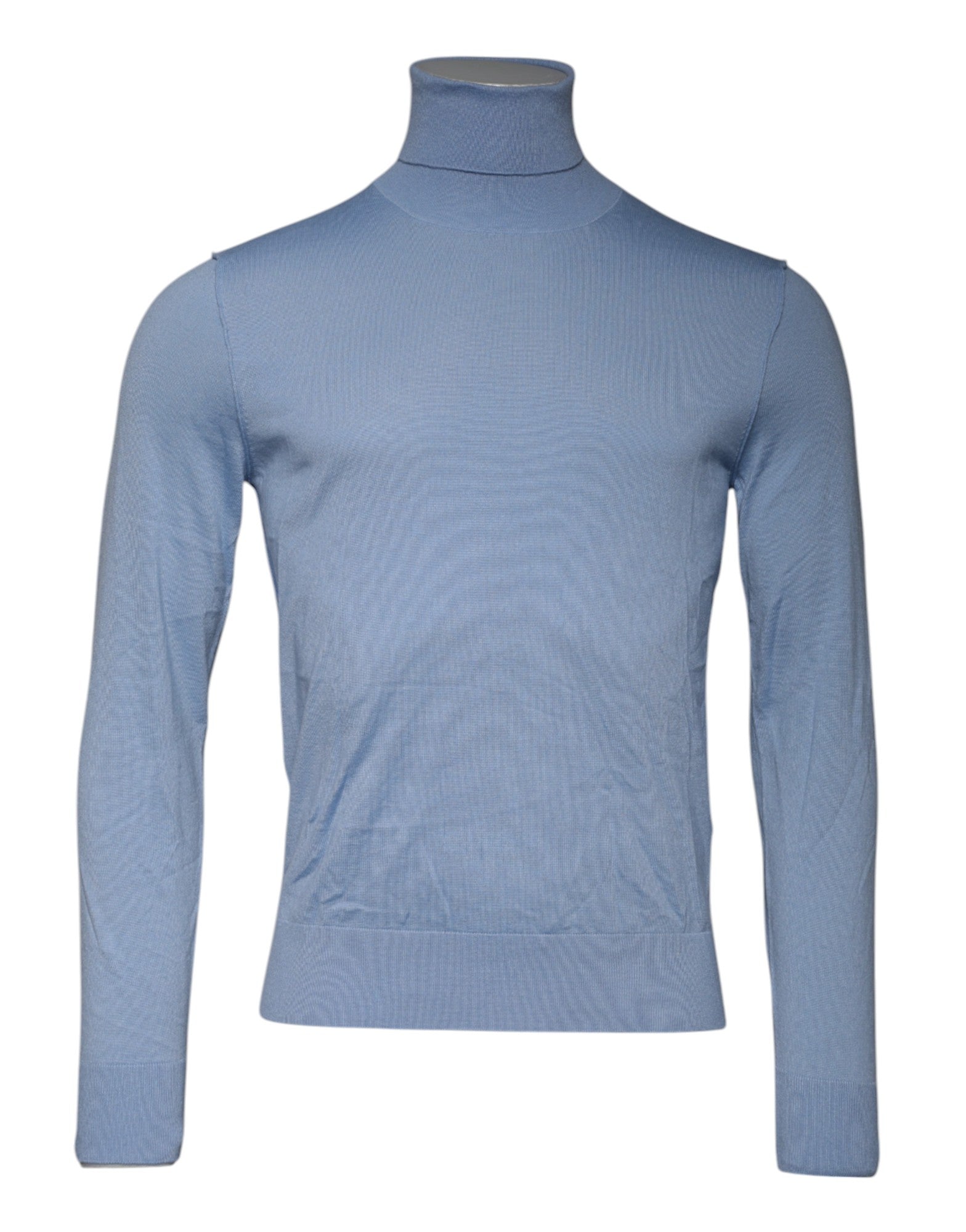 Hellblauer Rollkragenpullover aus Seide