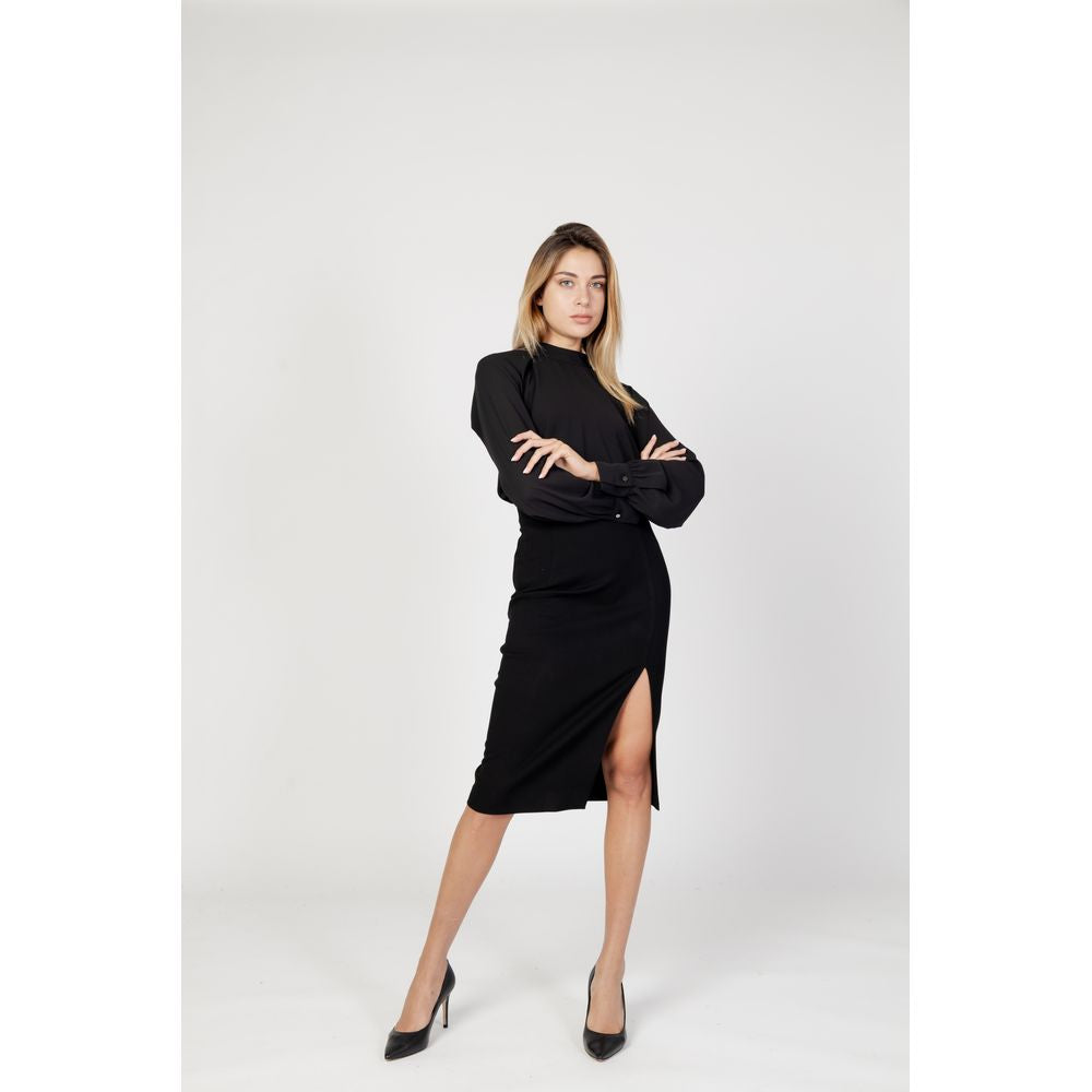 Schwarze Polyesterbluse