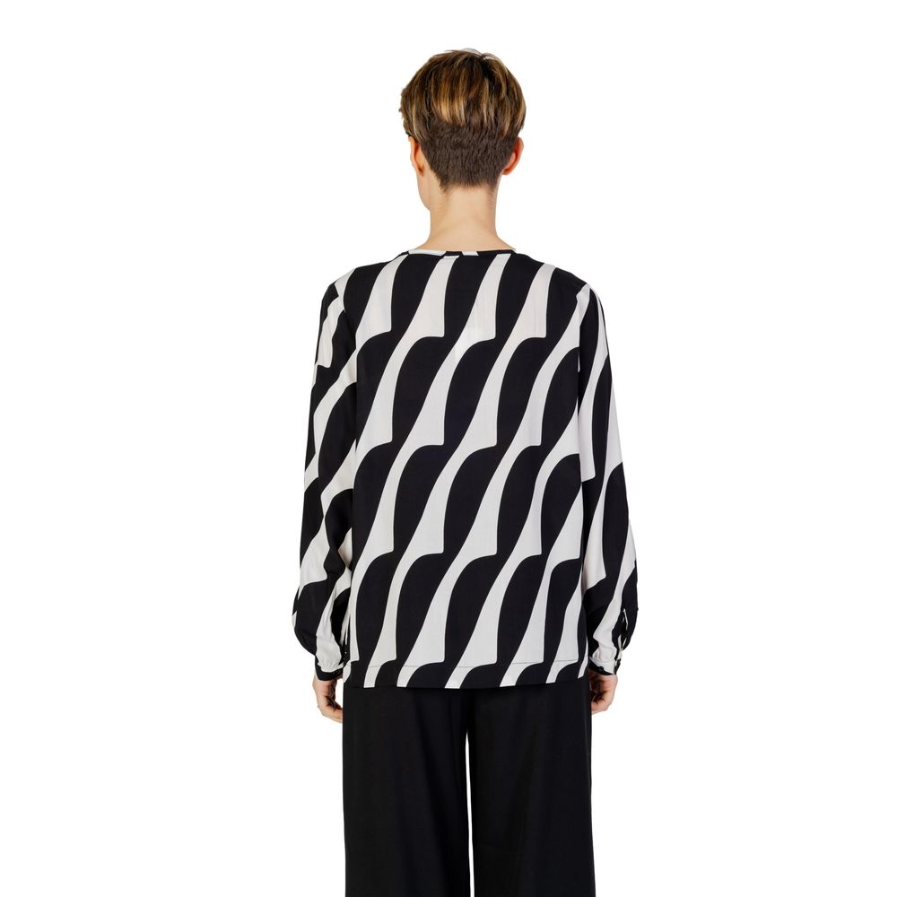 Schwarze Viskosebluse