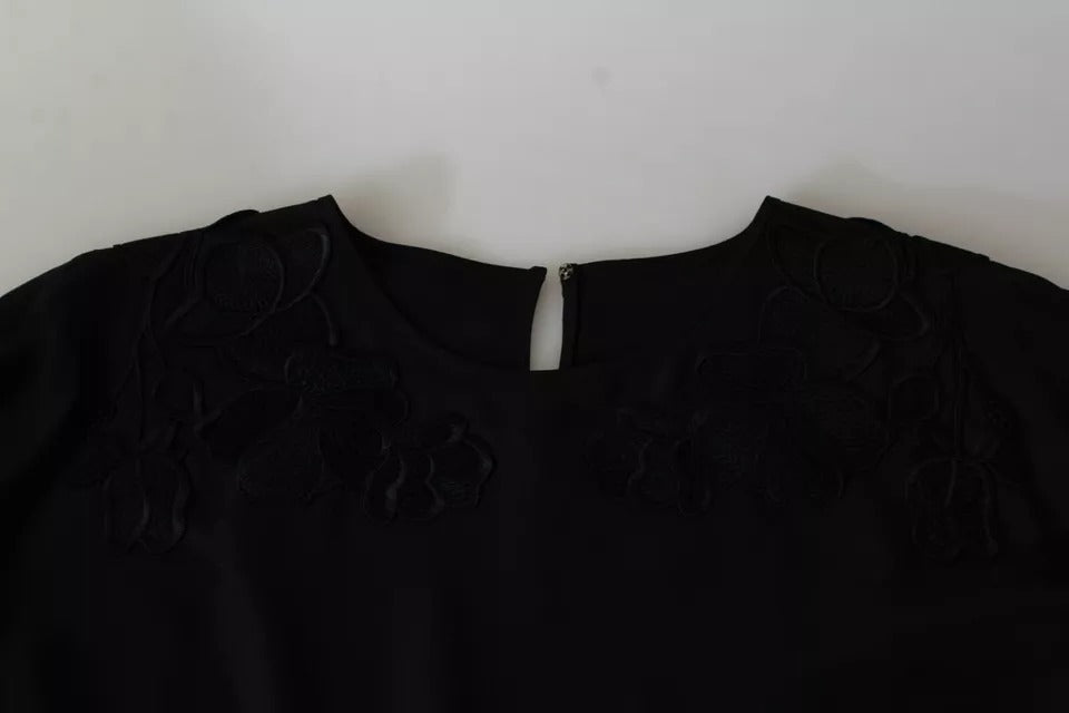 Schwarze Bluse mit Blumenstickerei aus Seide