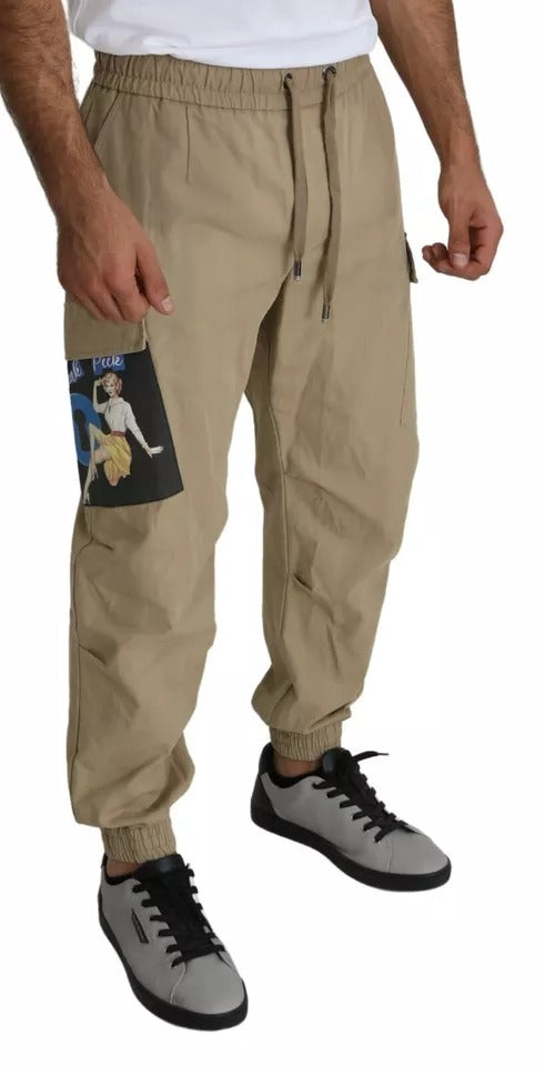 Beige Cargohose mit Pin-Up-Print