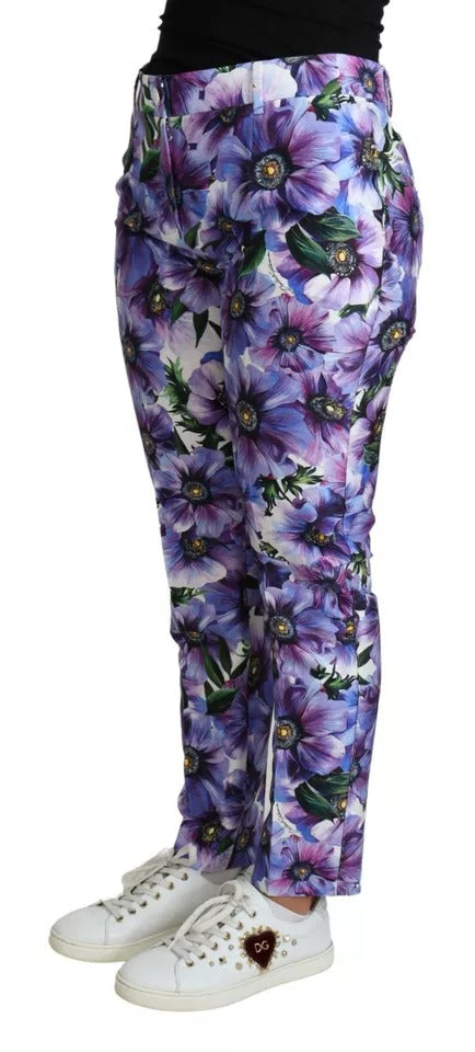 Lilafarbene, schmal zulaufende Baumwollhose mit Blumenmuster
