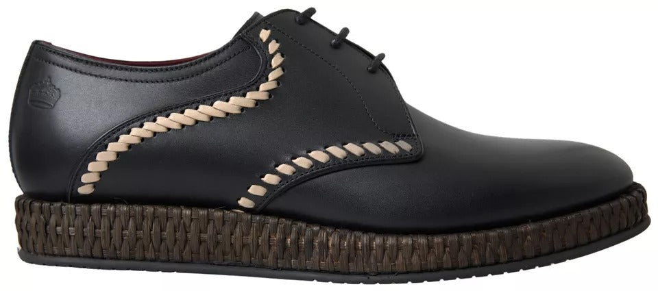 Schwarze Derby-Schuhe aus Leder in Beige