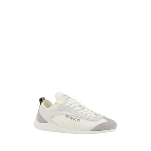 Reby Sneaker