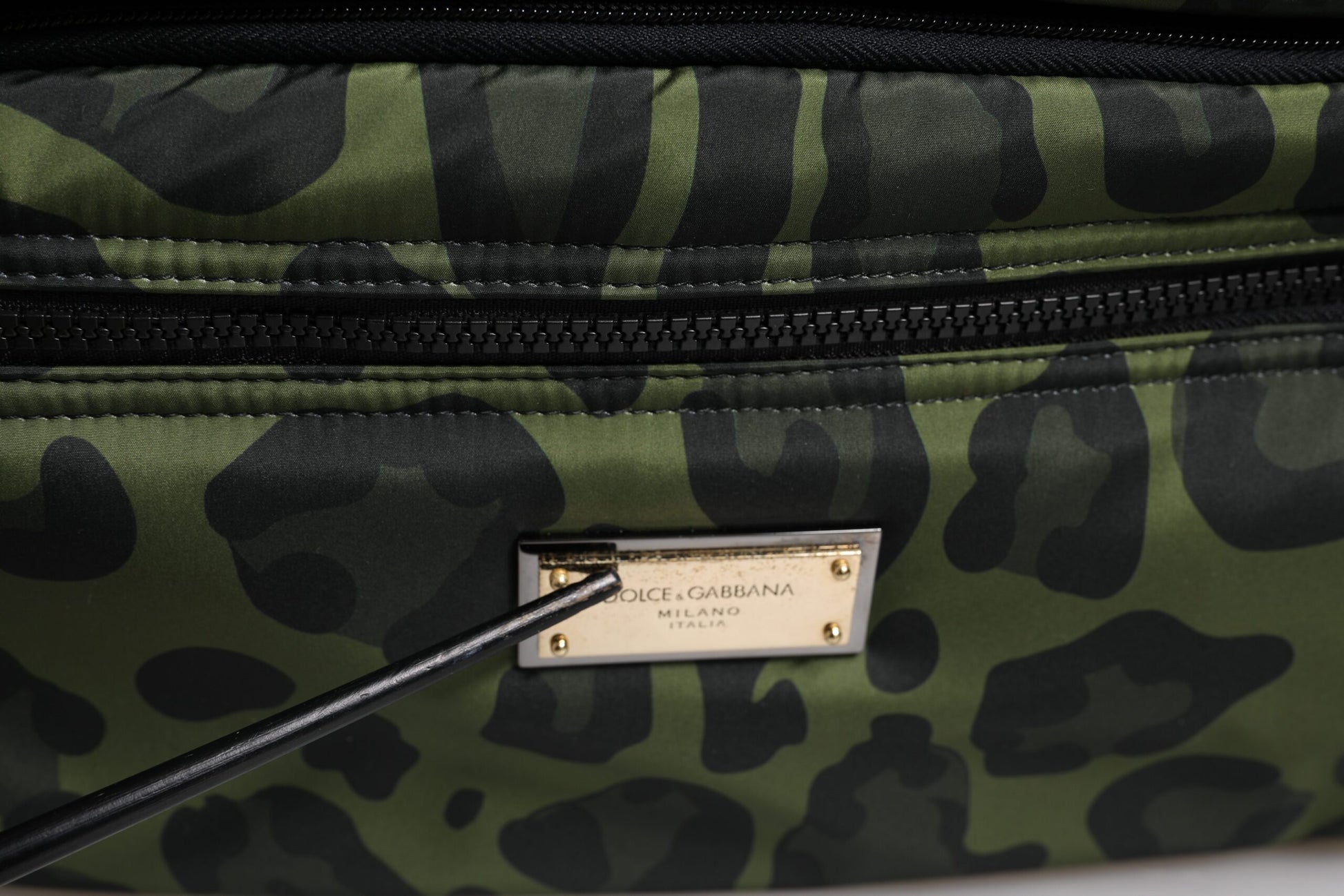 Grüne Polyester-Umhängetasche mit Leopardenmuster