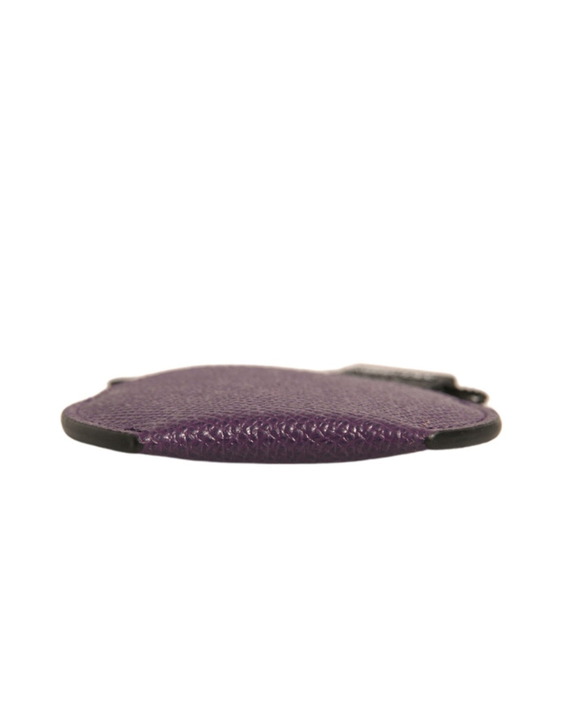 Rote Airpods-Hülle aus Silikonkautschuk mit Logoprägung