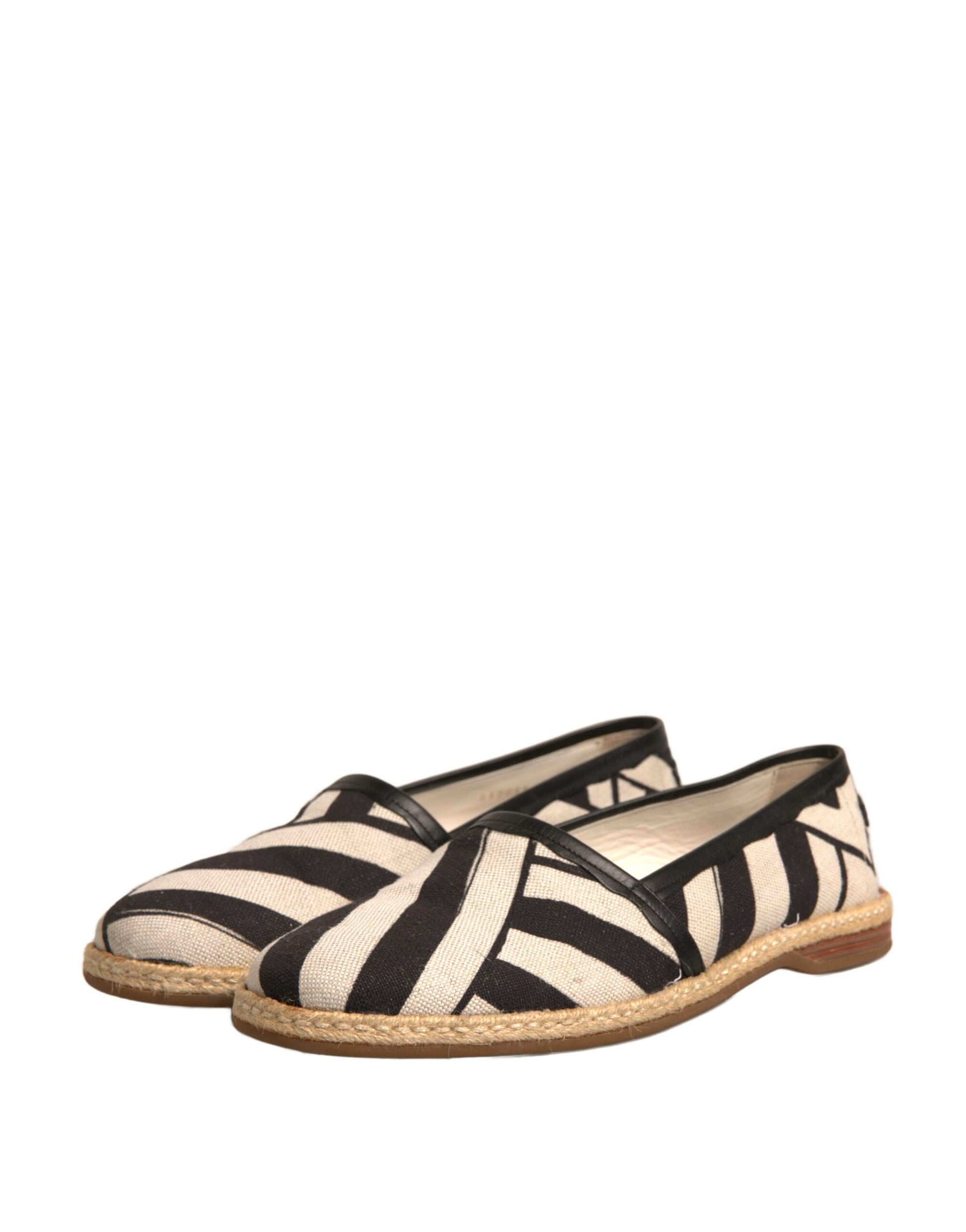 Espadrille-Schuhe mit schwarzen und weißen Streifen