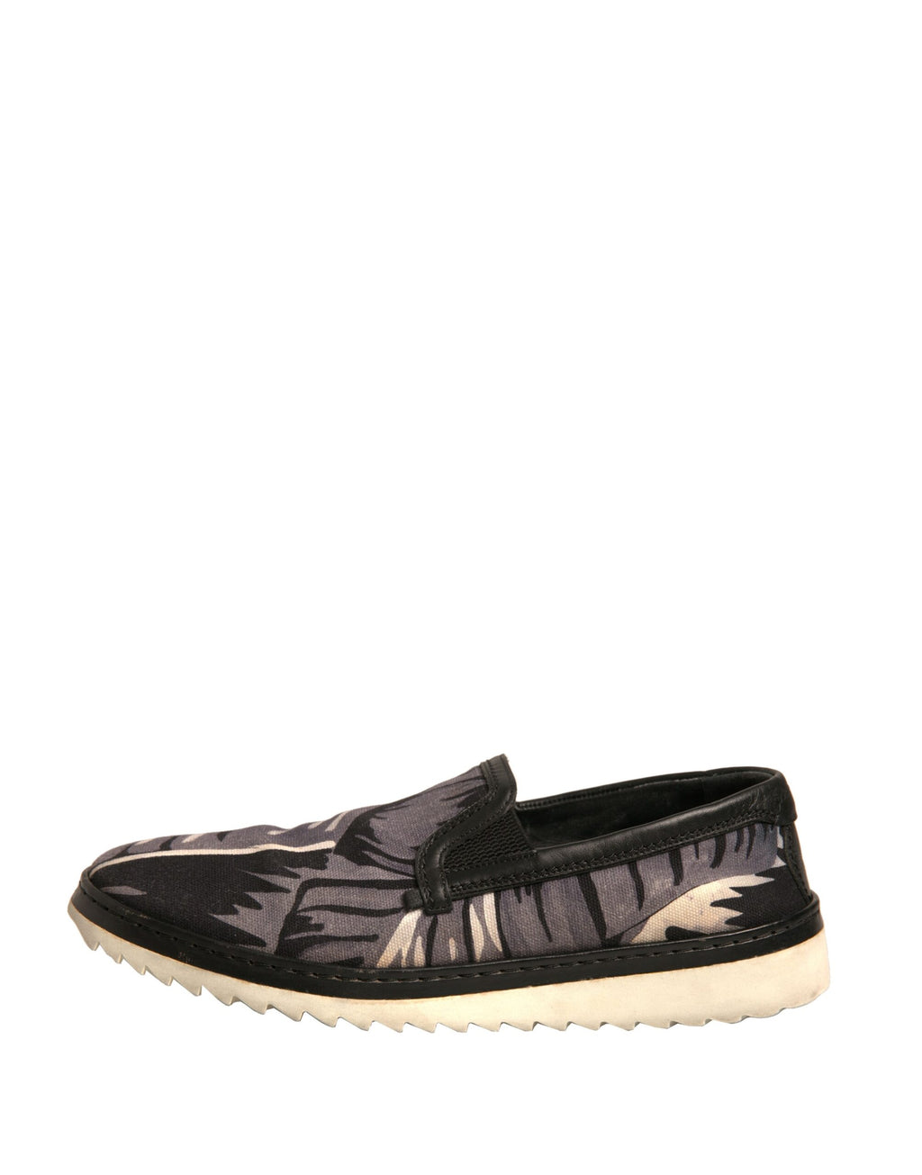 Schwarze Slipper aus Canvas mit tropischem Print