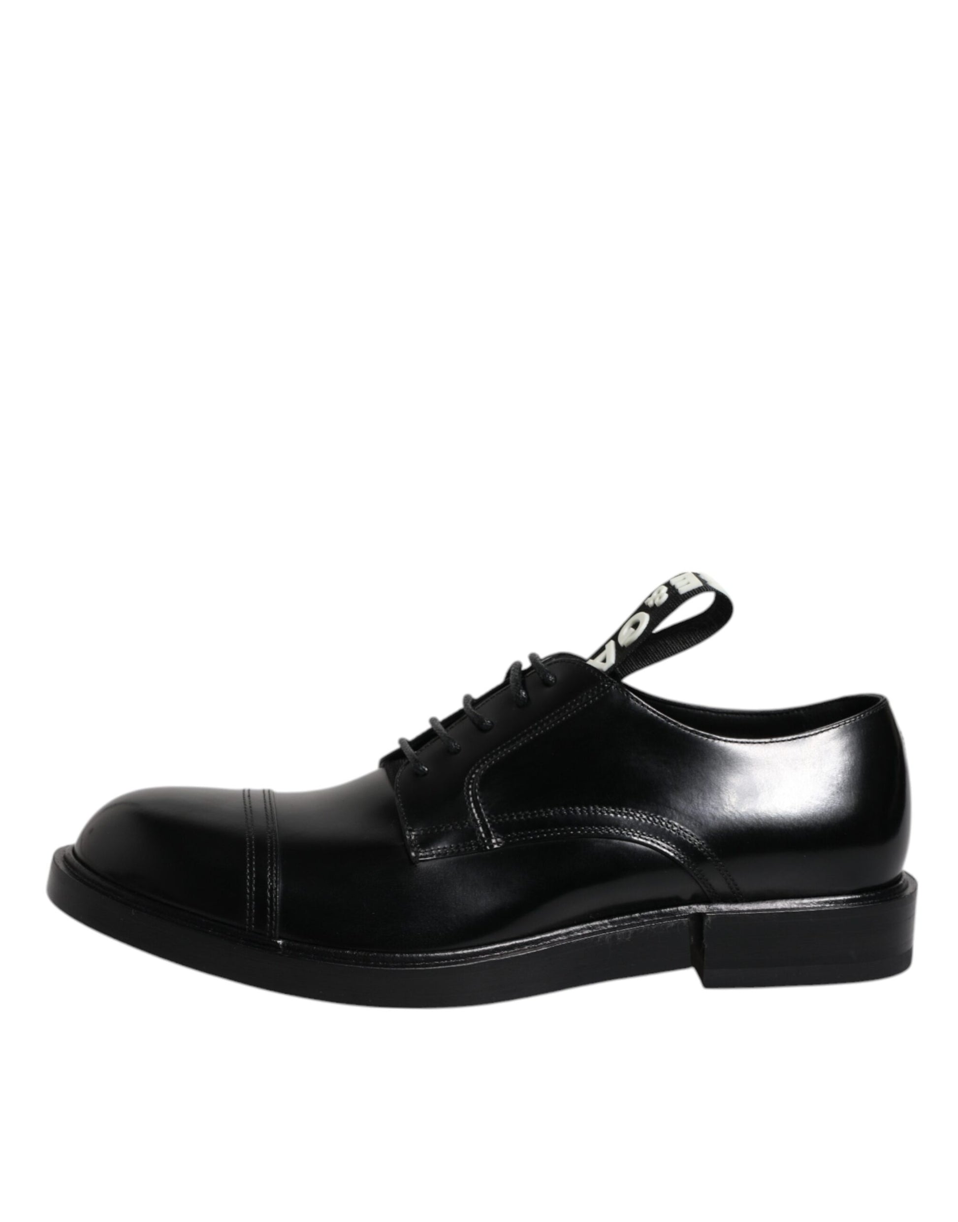 Schwarze Derby-Schnürschuhe aus Lackleder für formelle Anlässe