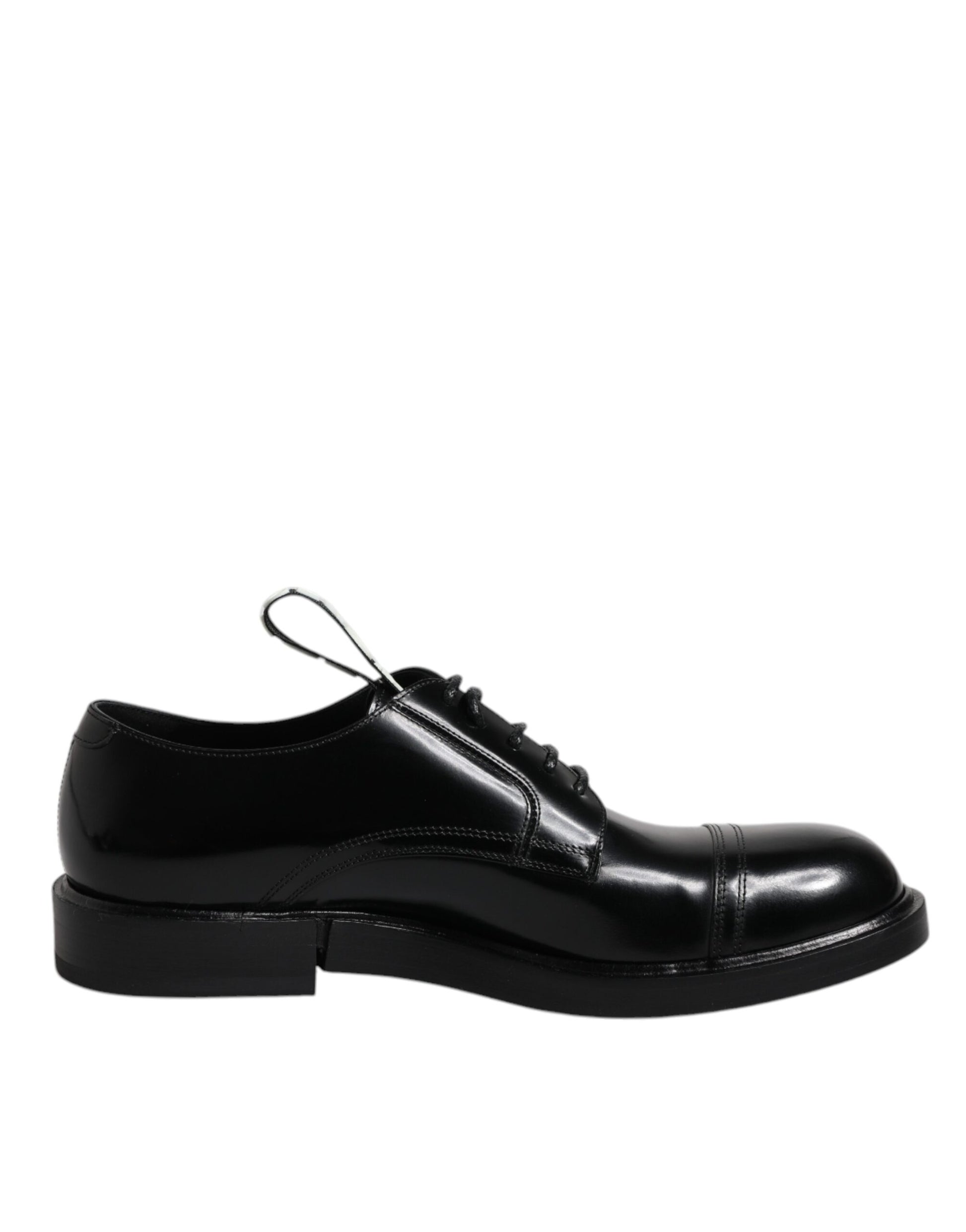 Schwarze Derby-Schnürschuhe aus Lackleder für formelle Anlässe