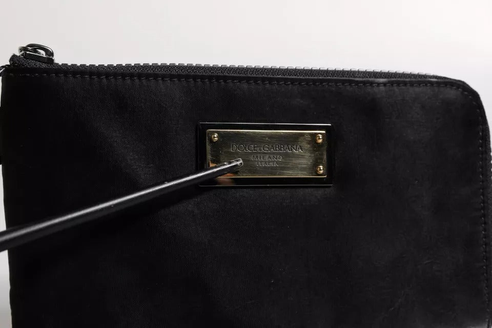 Schwarze Clutch aus Nylon mit Schlüsselring und Logo-Schild
