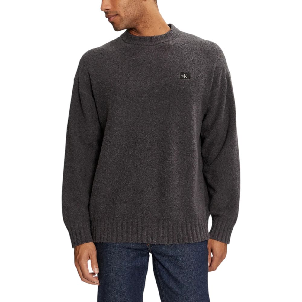 Grauer Baumwollpullover