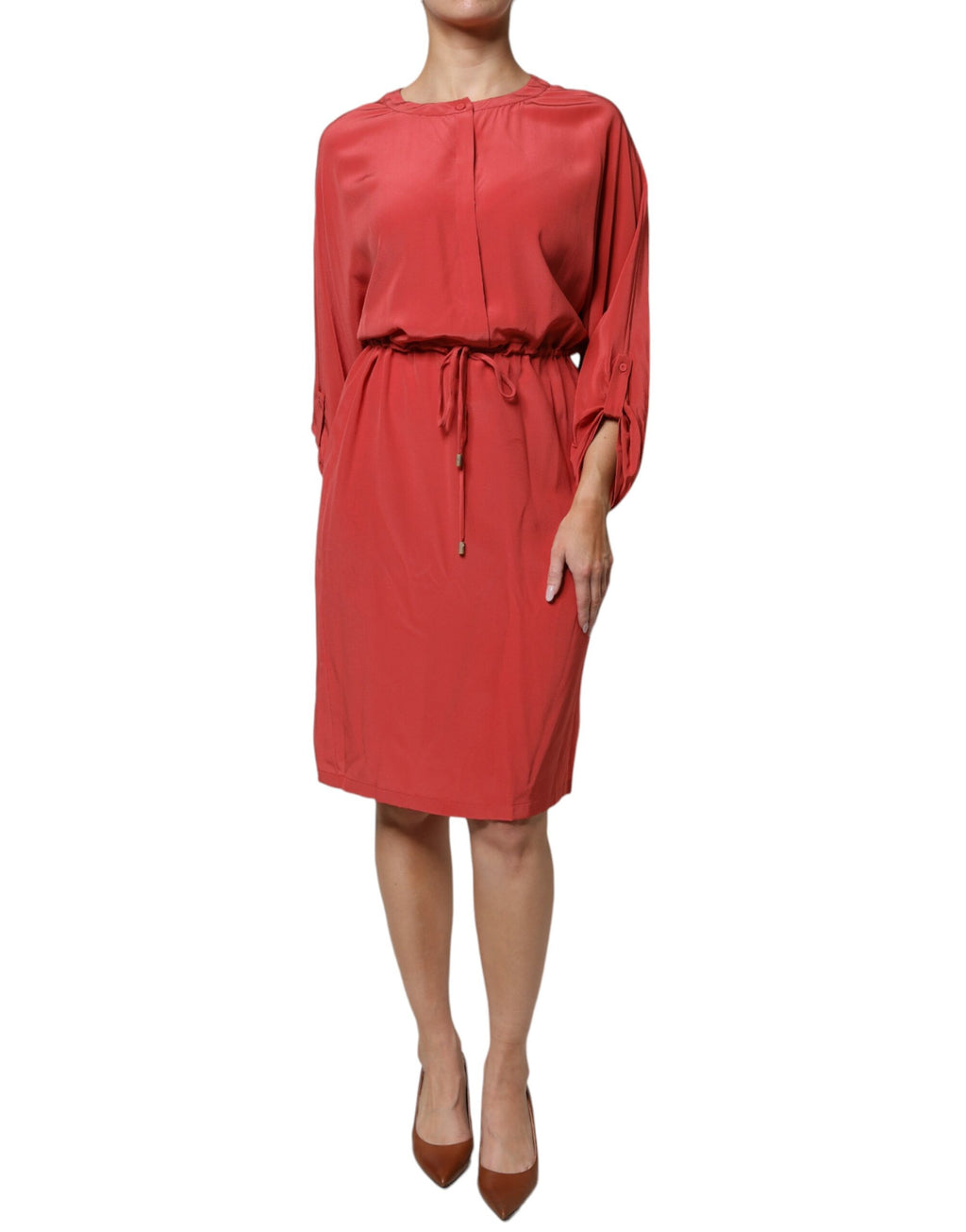 Rotes, langärmliges Bleistiftkleid mit Kordelzug in der Taille