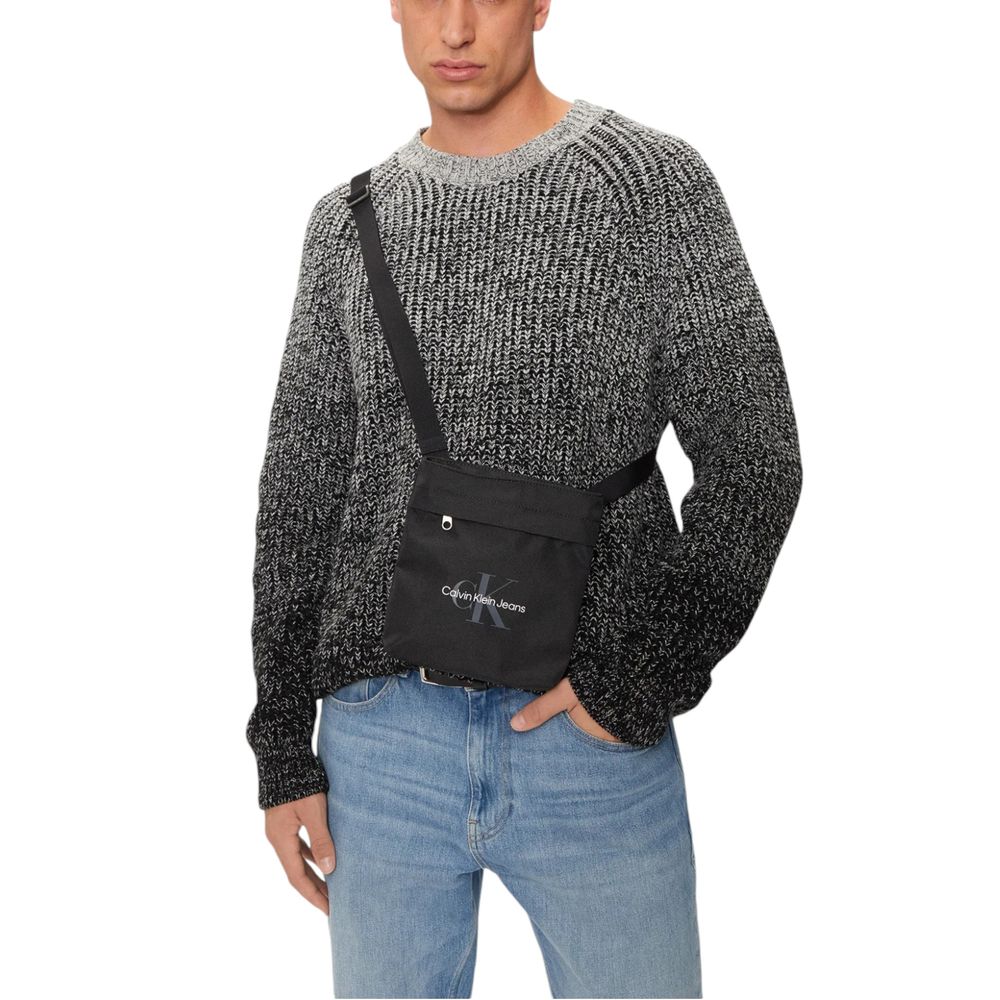 Schwarze Messenger-Tasche aus recyceltem Polyester