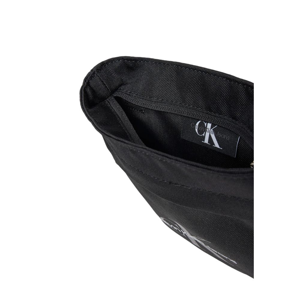Schwarze Messenger-Tasche aus recyceltem Polyester