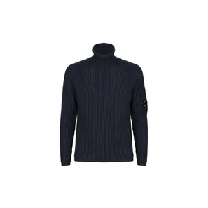Schwarzer Wollpullover