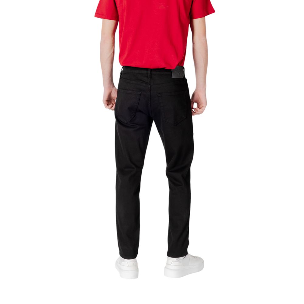 Schwarze Slim Fit-Jeans aus recyceltem Polyester
