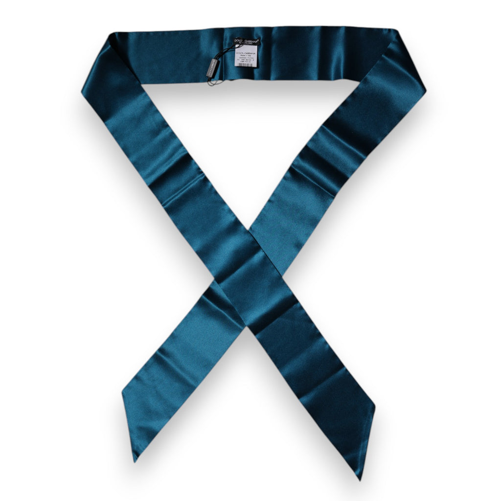 Dunkelgrüner schmaler Foulard aus Satinseide