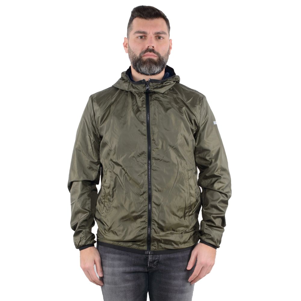 Blaue Nylonjacke